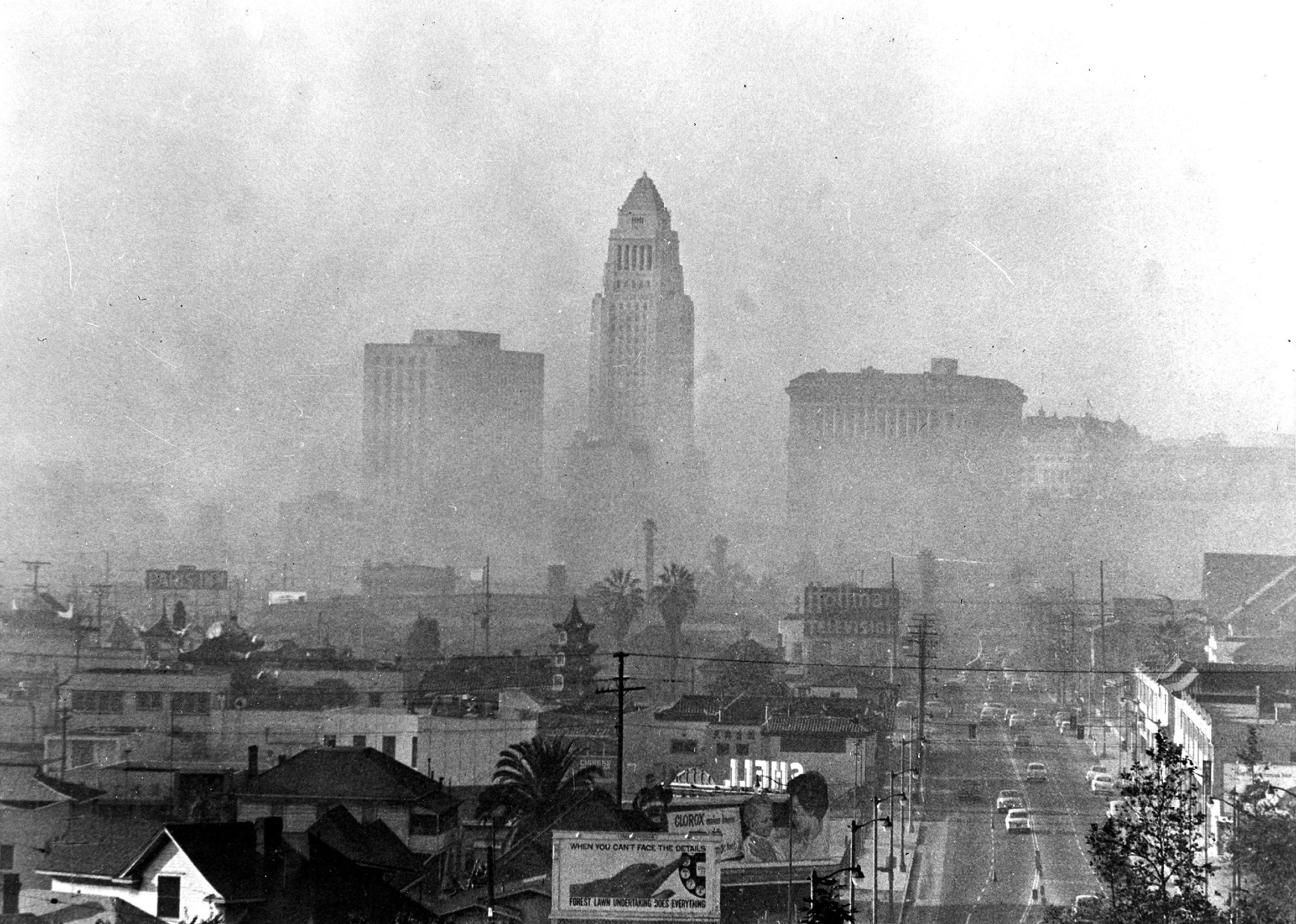 1943: The automobile’s dark side emerges
