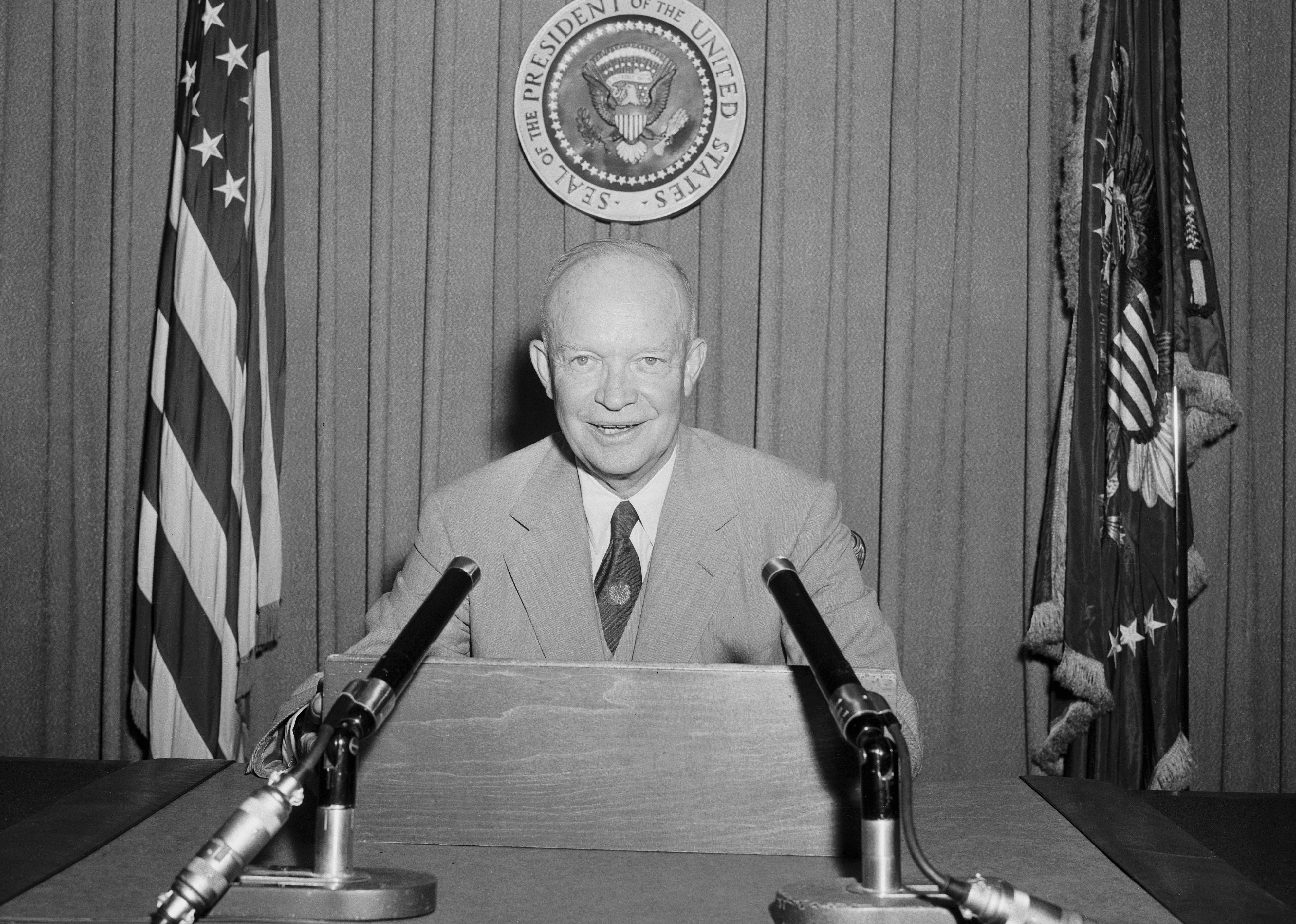 1955: First televised press conference