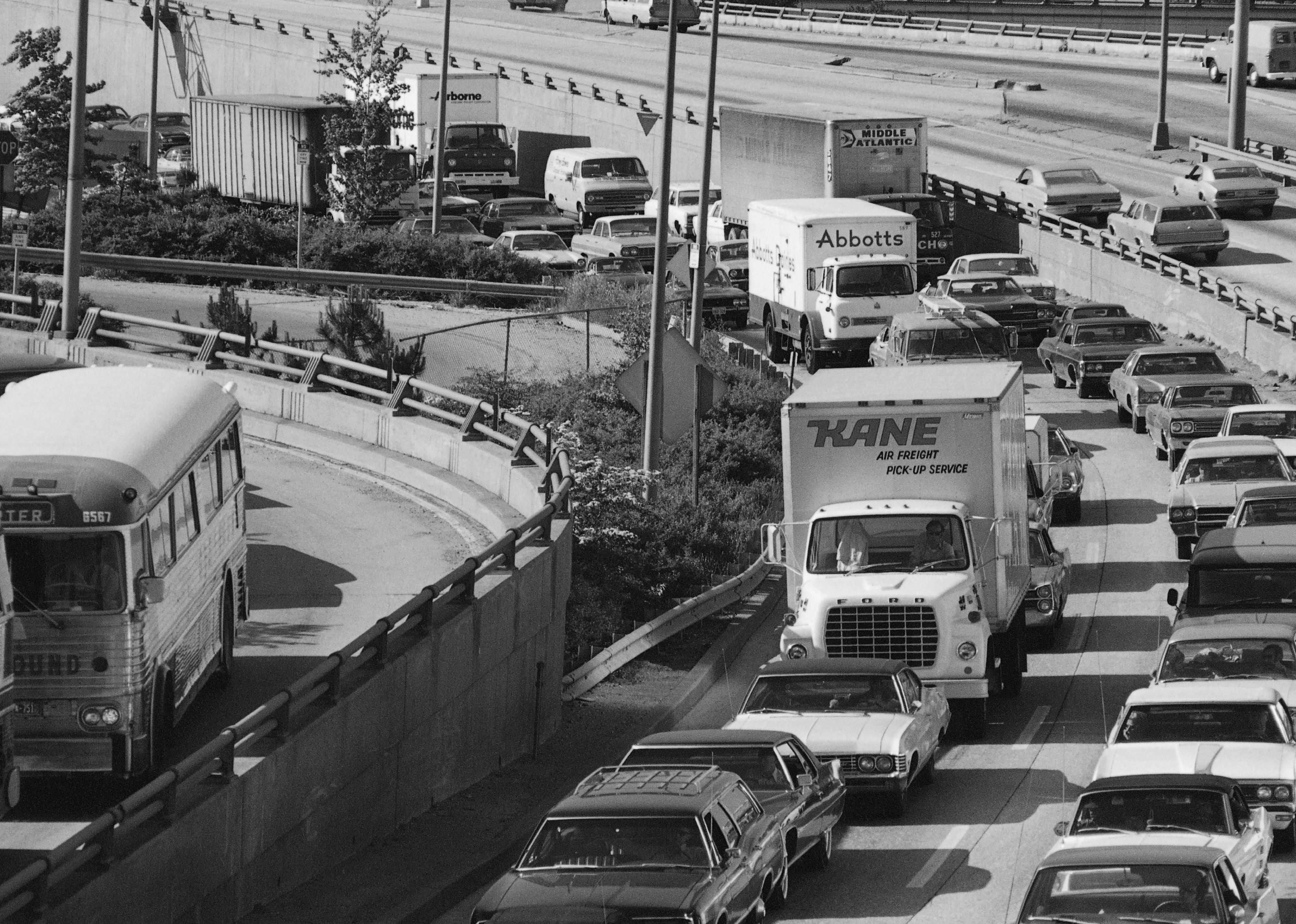 1974: America learns to drive 55