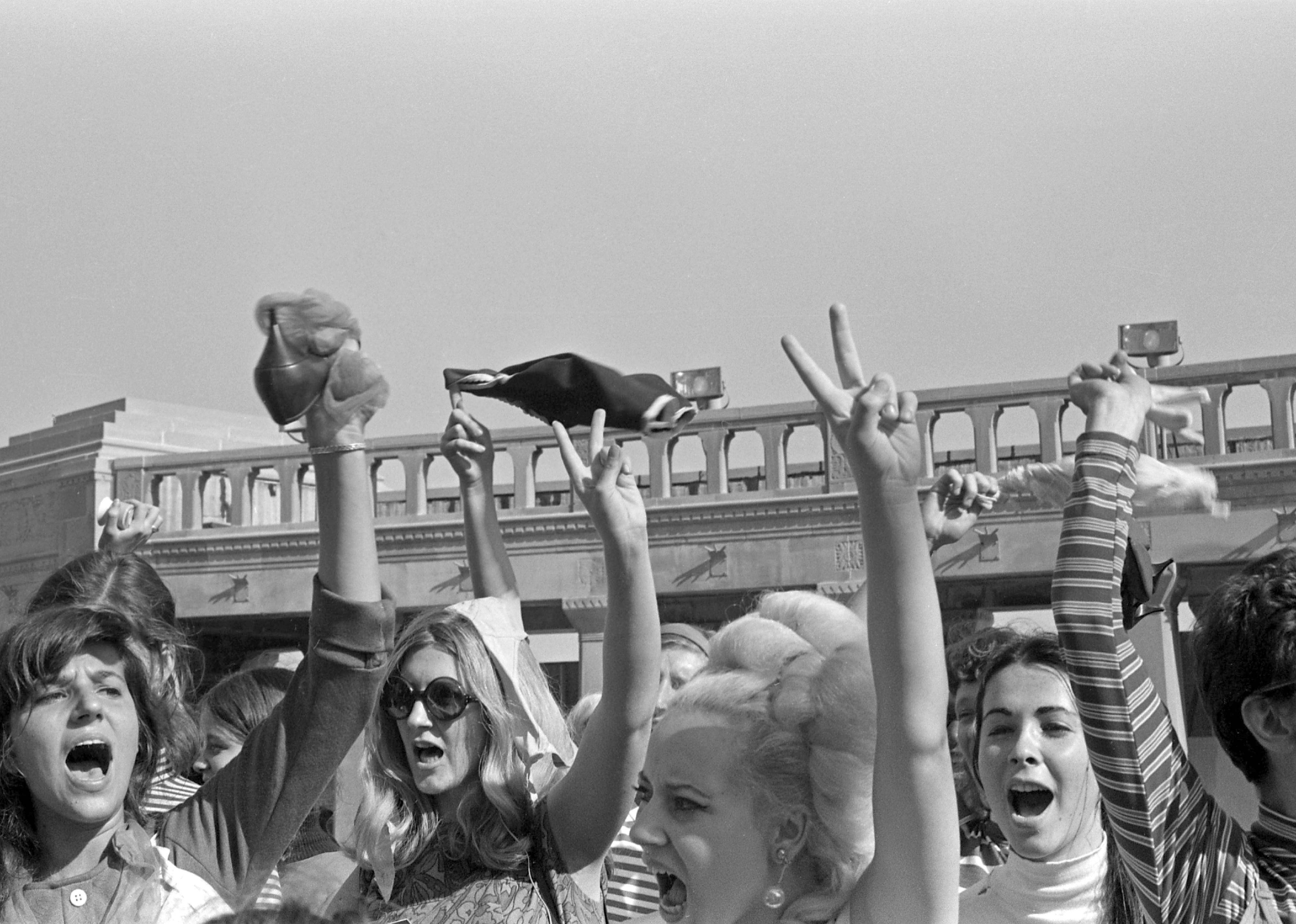 1968: Miss America ignites 'bra burning' protests