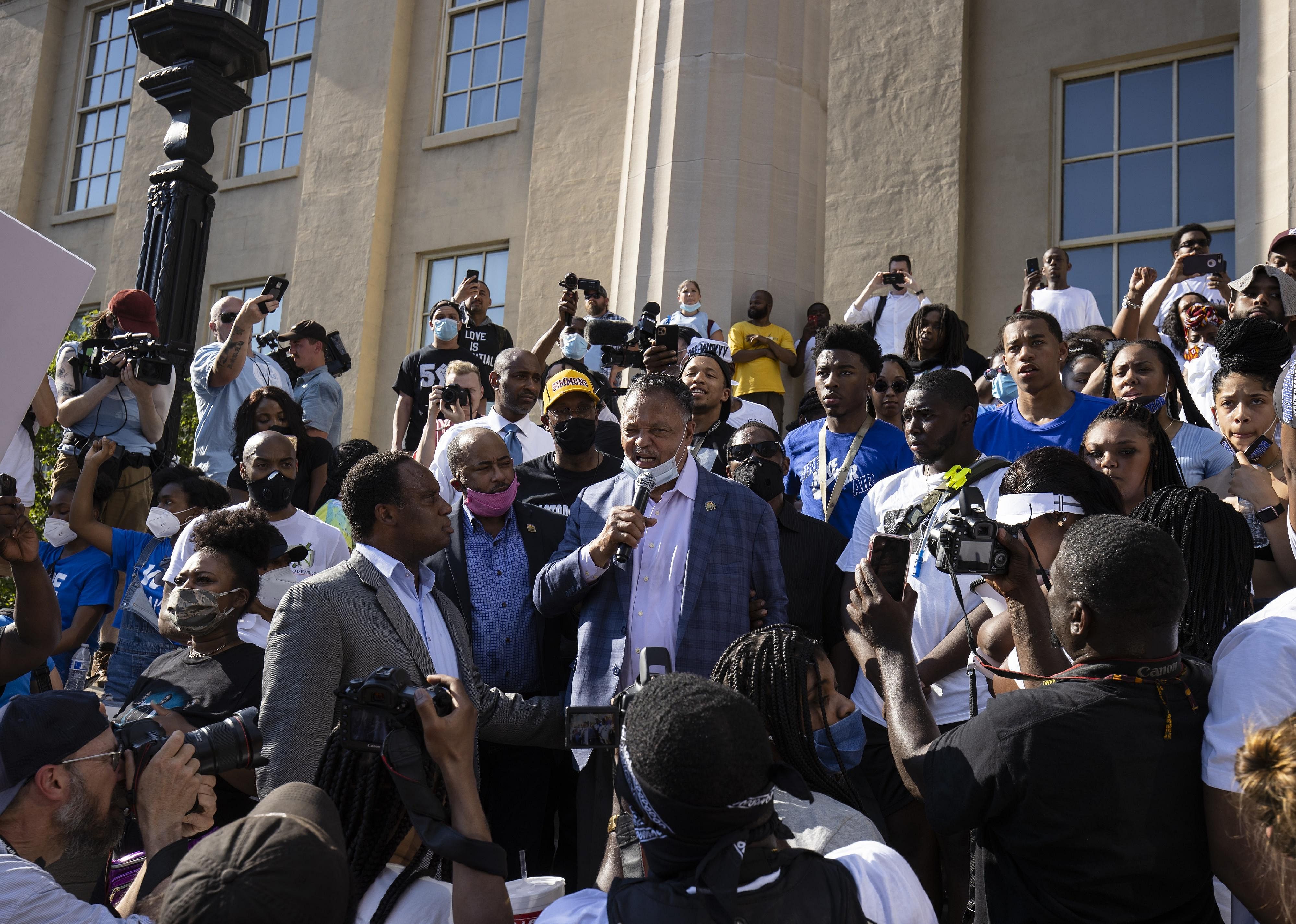 June 3: Breonna's Law passed by Louisville Public Safety Committee