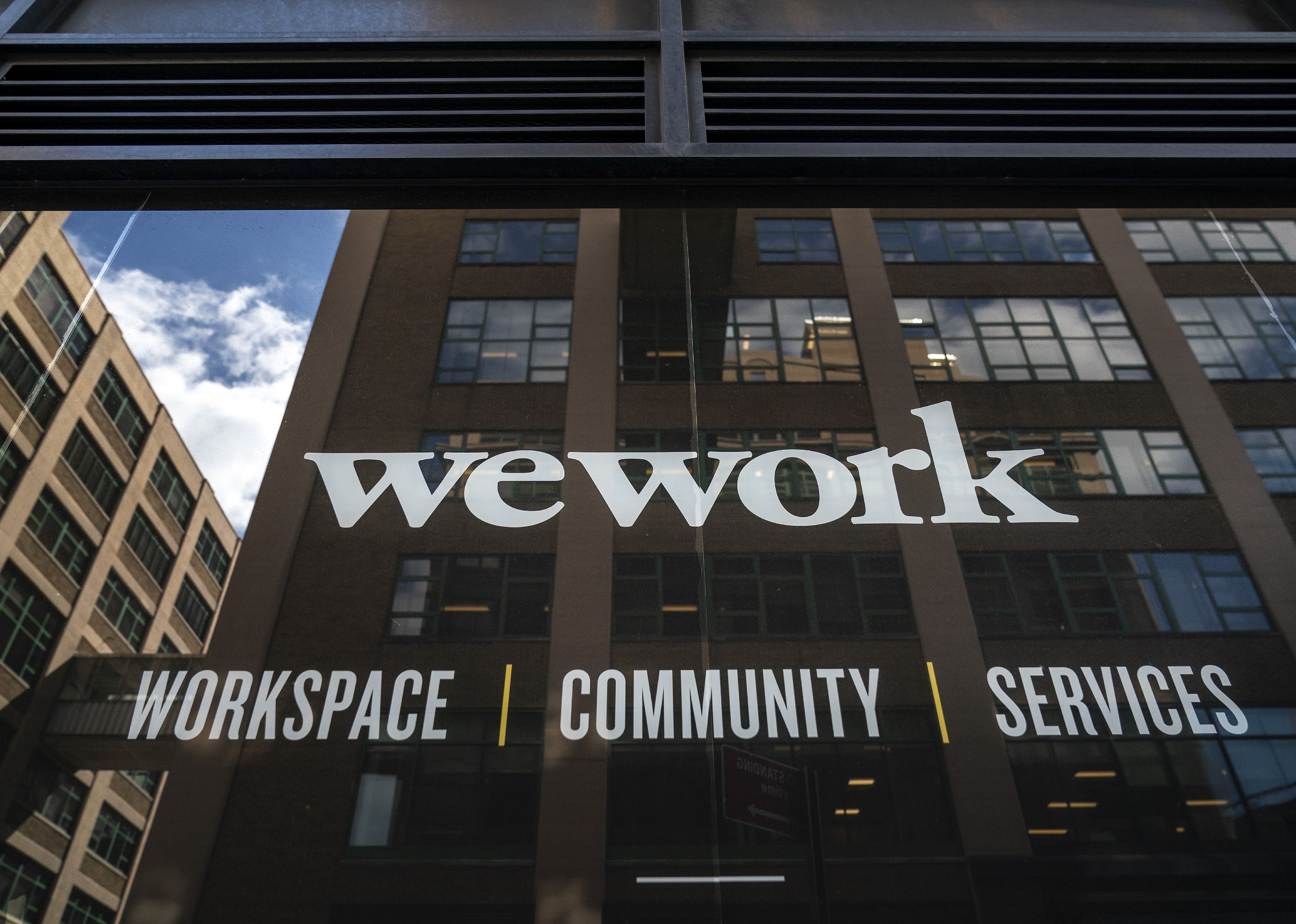 2019: WeWork falls from grace