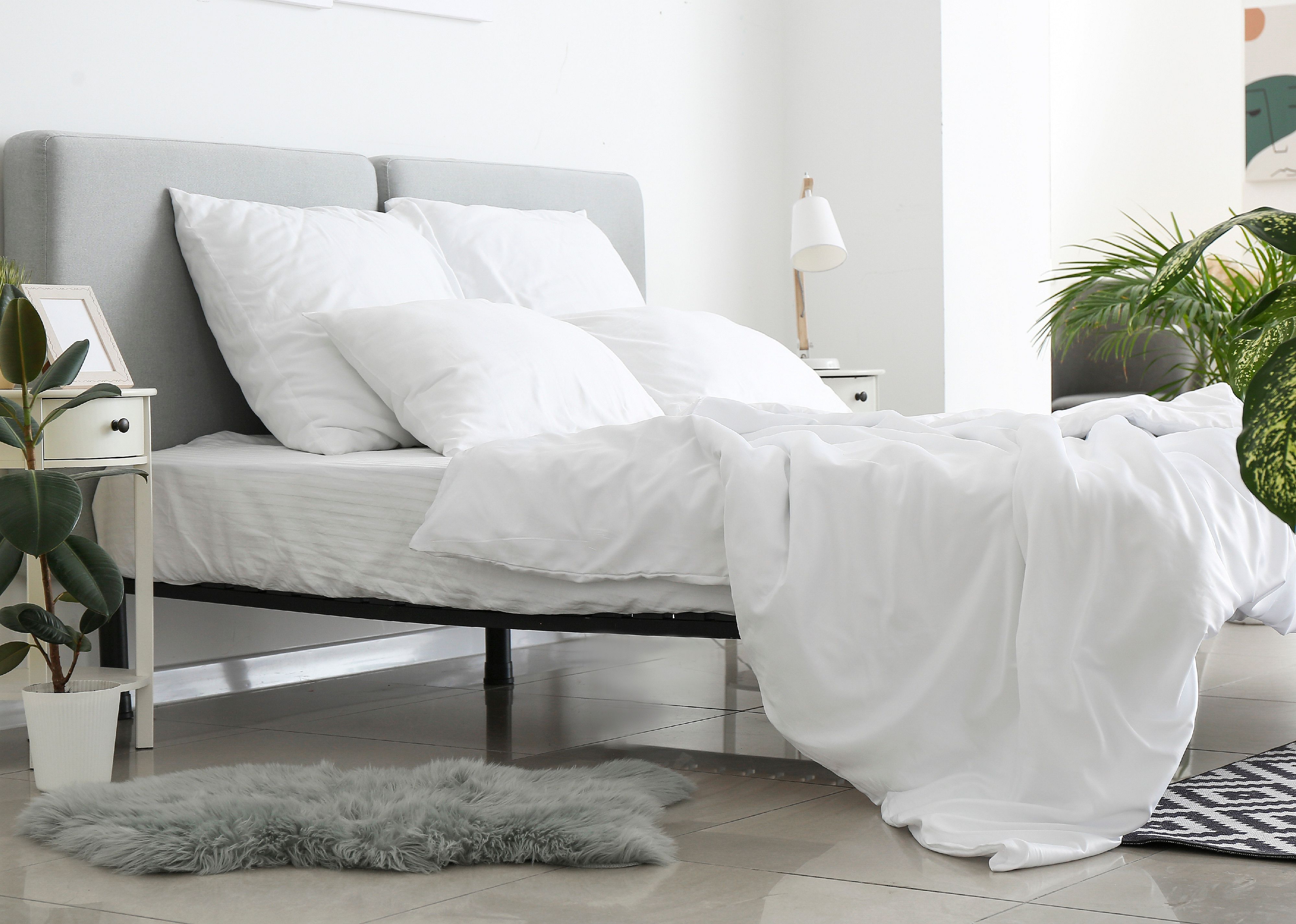 #14. Beds or bedframes