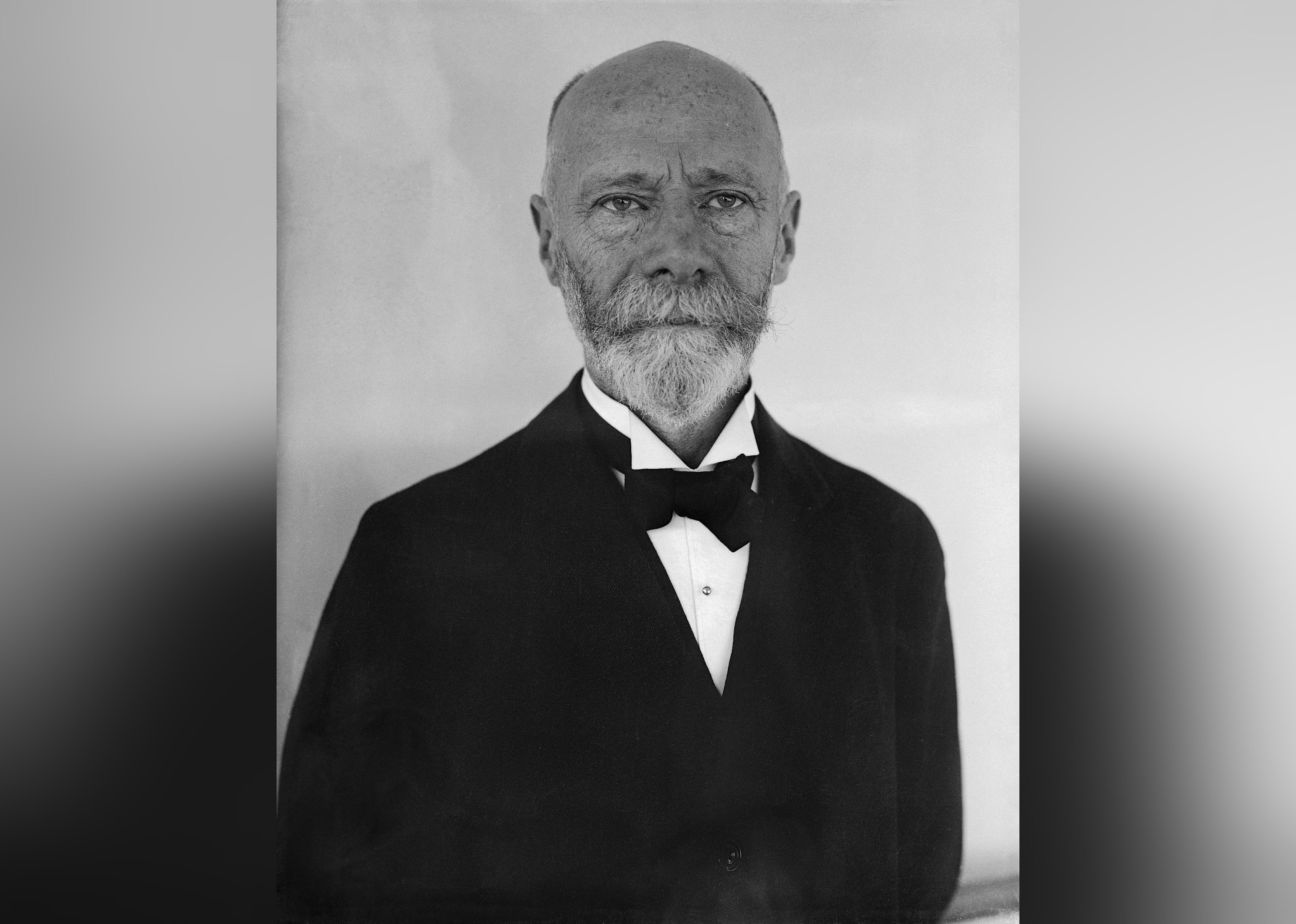 1924: Nobel Prize for ECG machine
