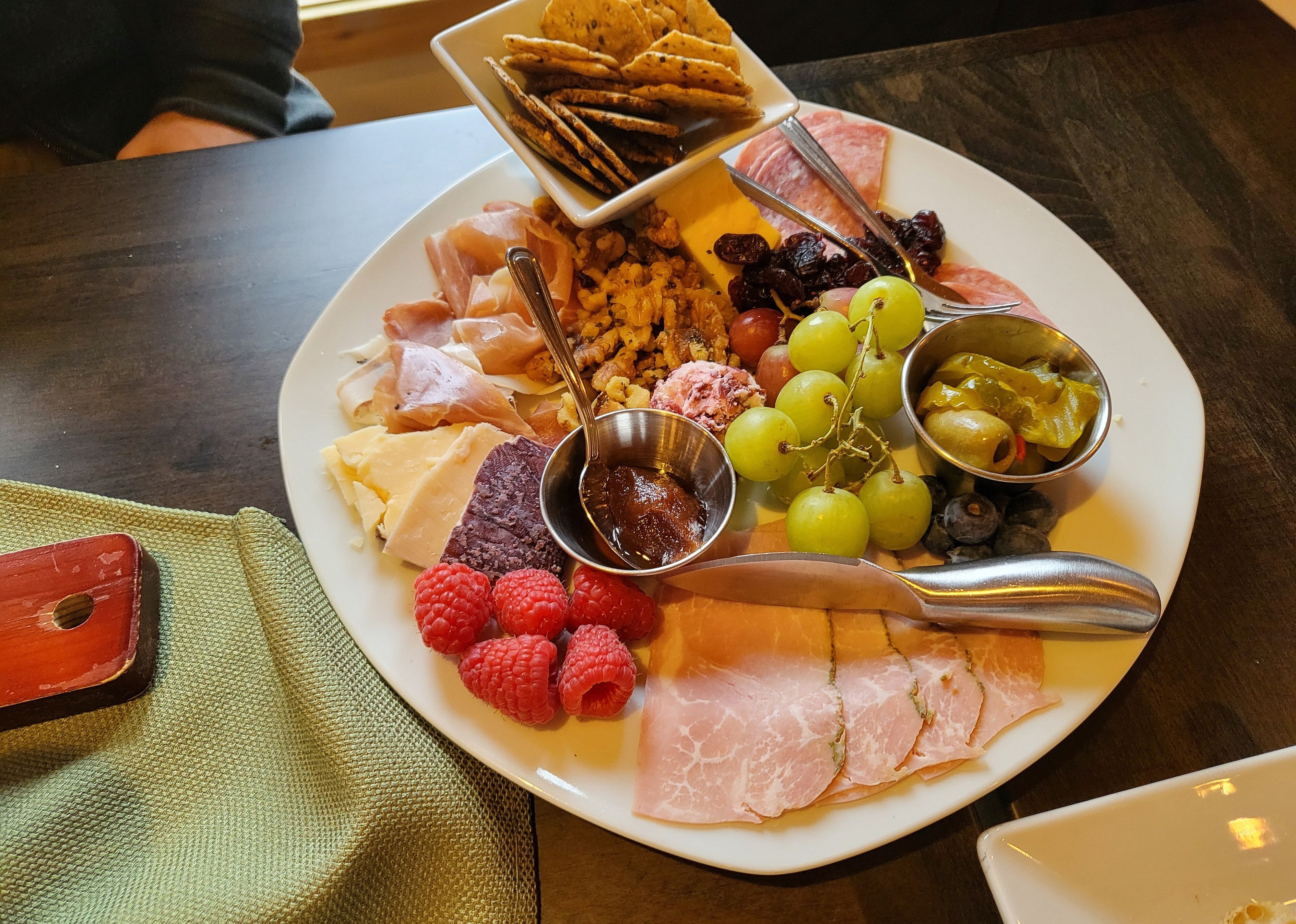 #3. Salem Glen Vineyard and Winery