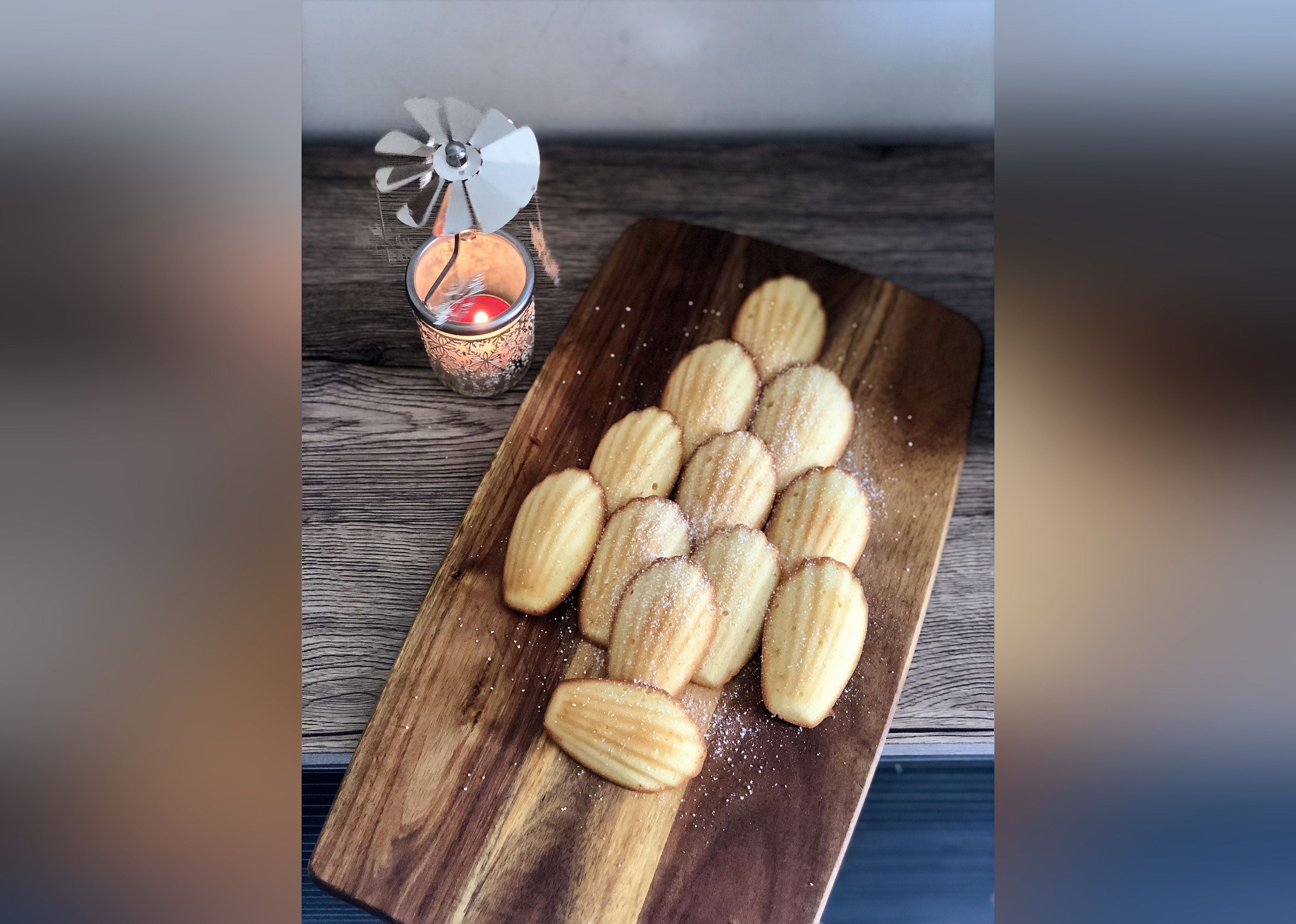 French Butter Cakes (Madeleines)