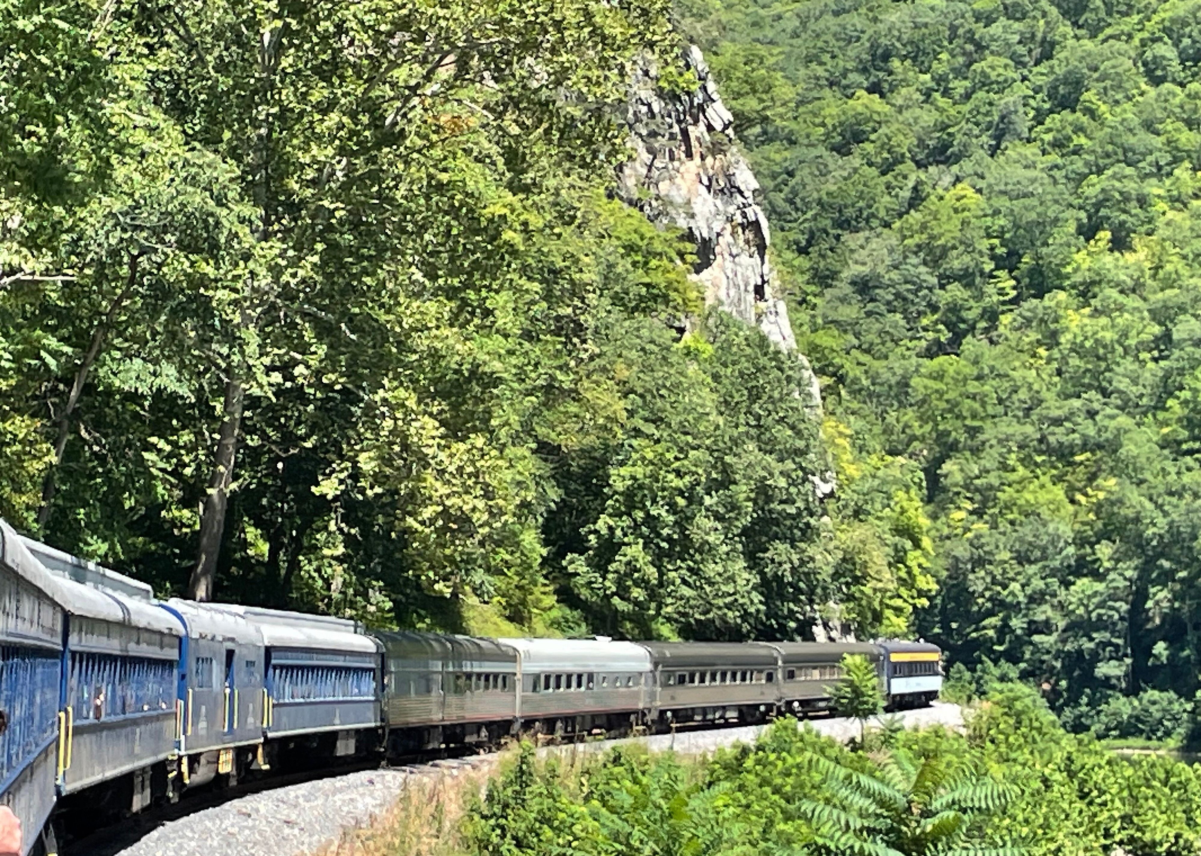 #10. Potomac Eagle Scenic Railroad