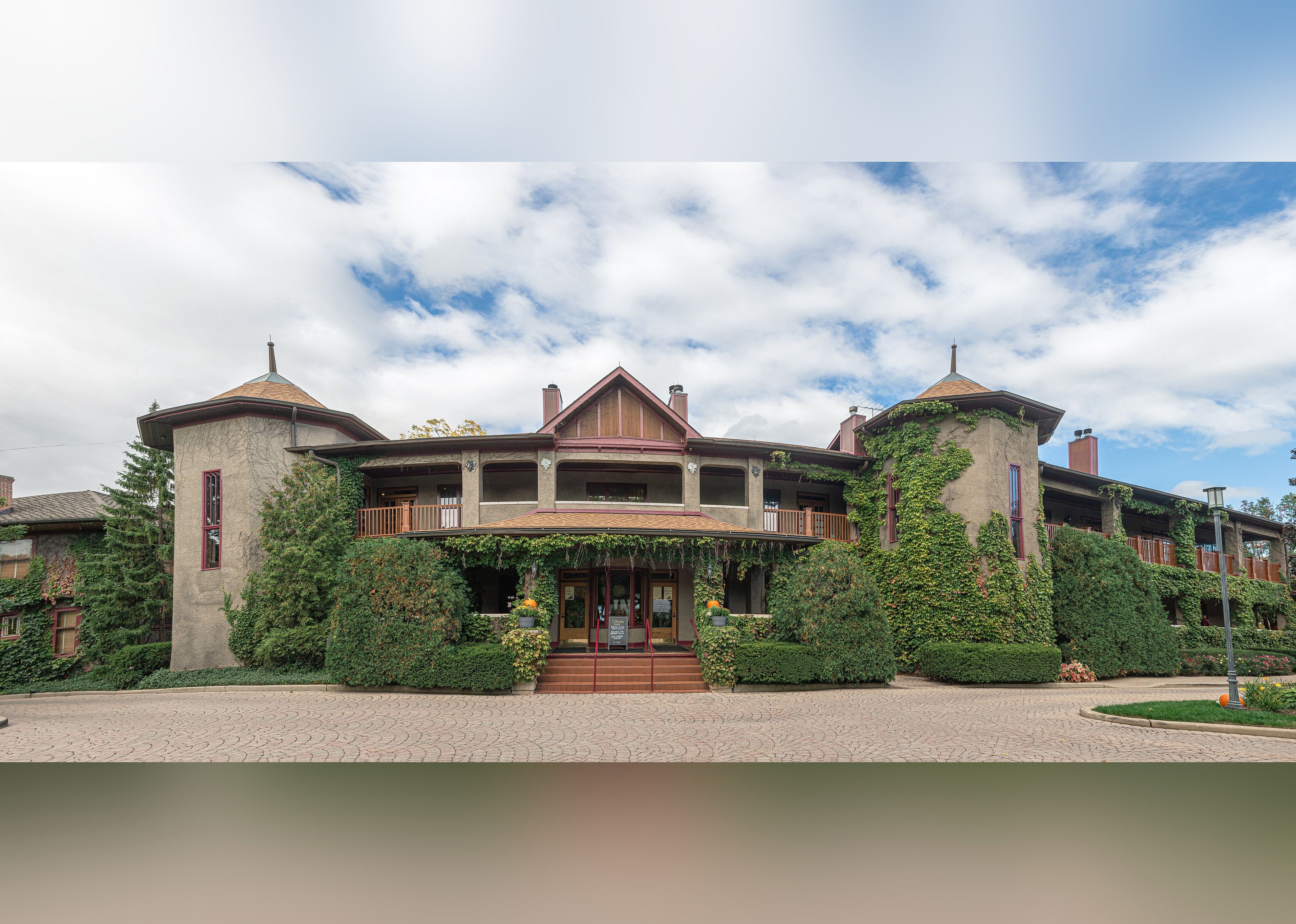 #6. Lynfred Winery