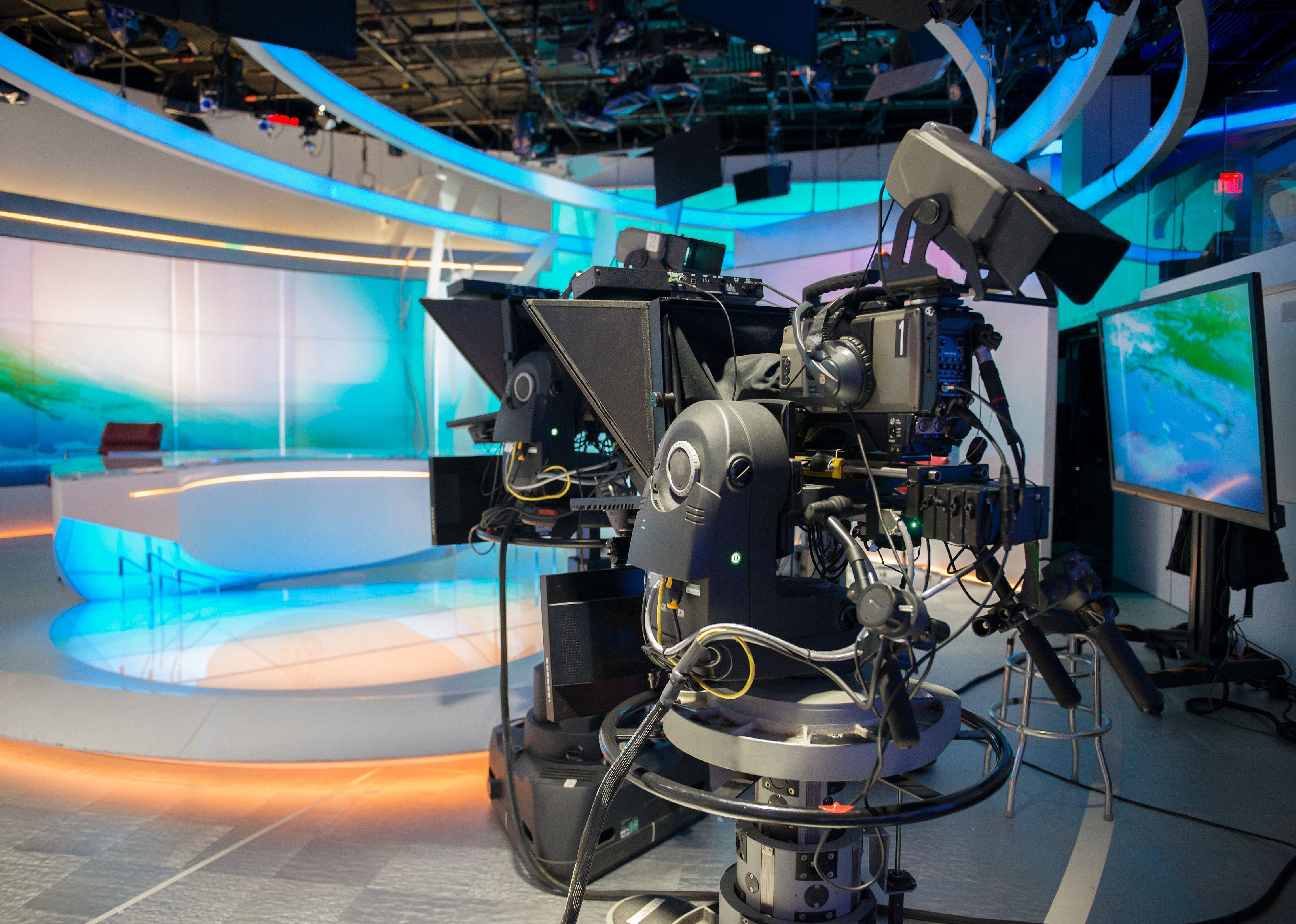 #69. Mass media
