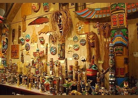 #25. Ye Olde Curiosity Shop