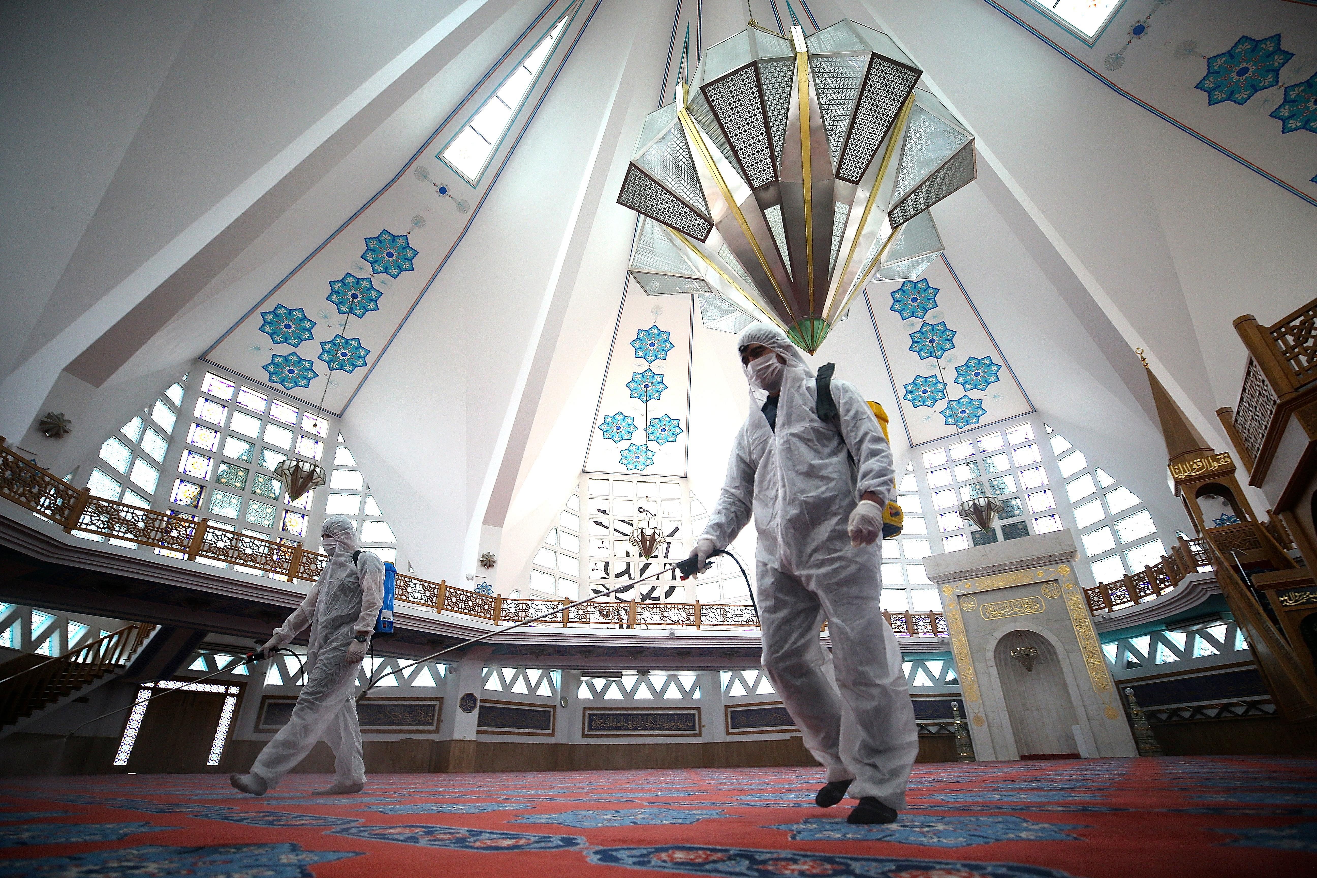 Mosques disinfected in Turkey