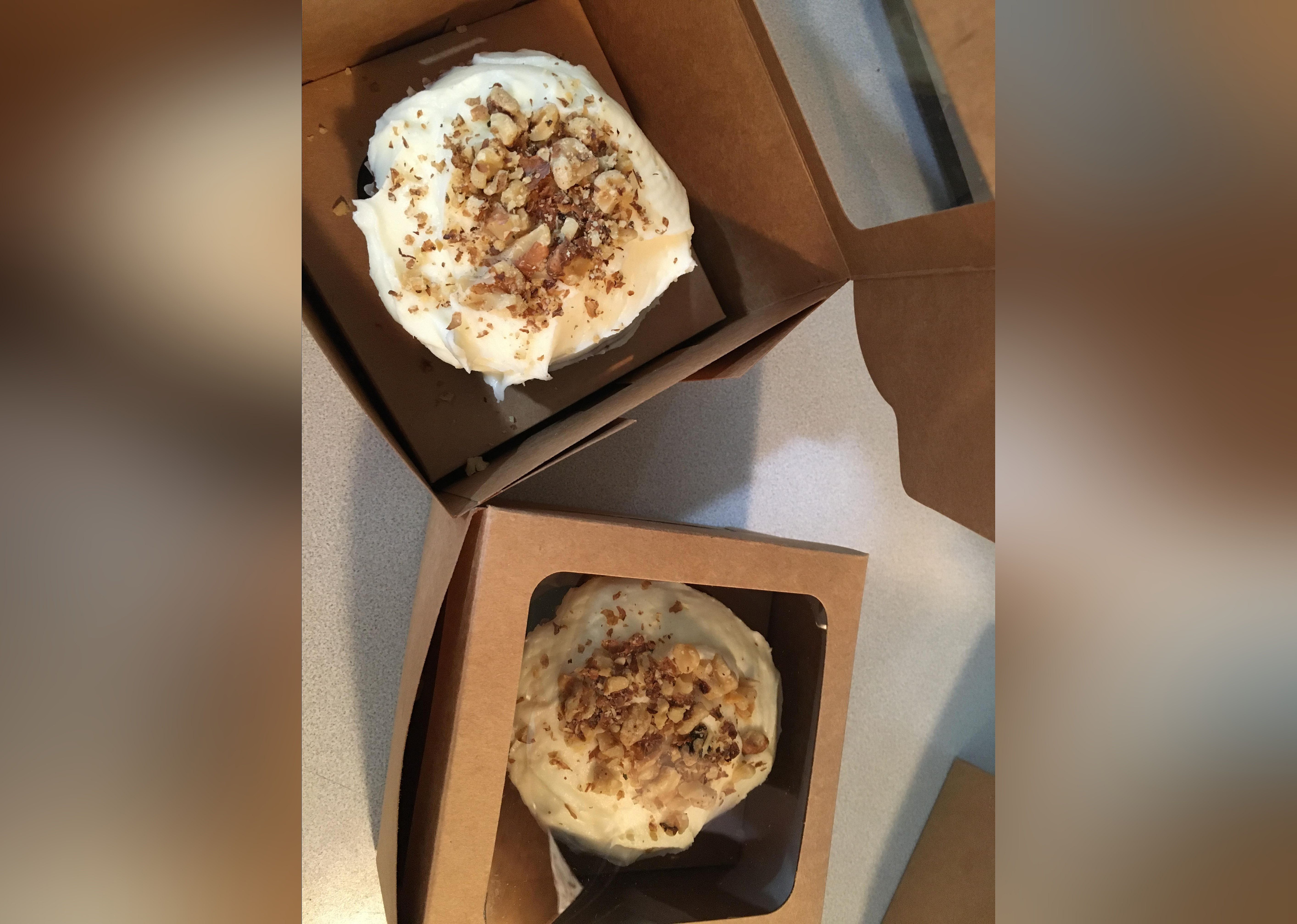 Carrot Cupcakes with White Chocolate Cream Cheese Icing
