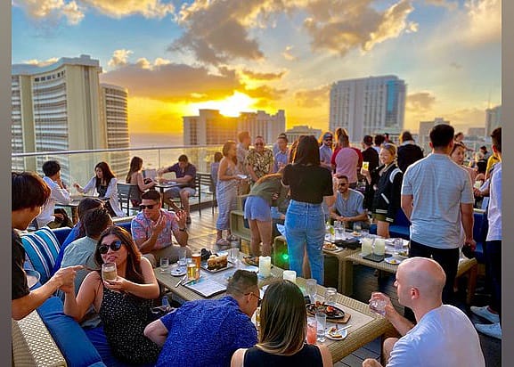 #5. SKY Waikiki