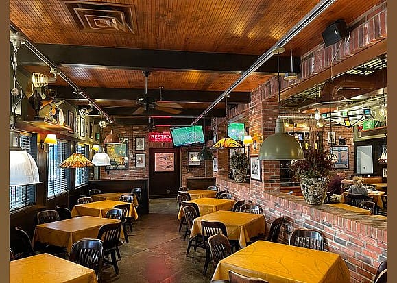 #8. UNO Pizzeria & Grill