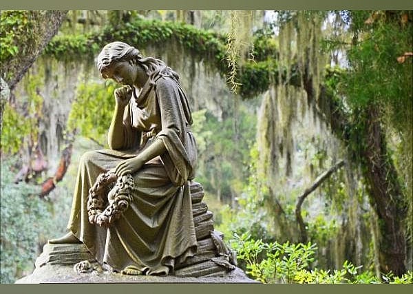#4. Bonaventure Cemetery