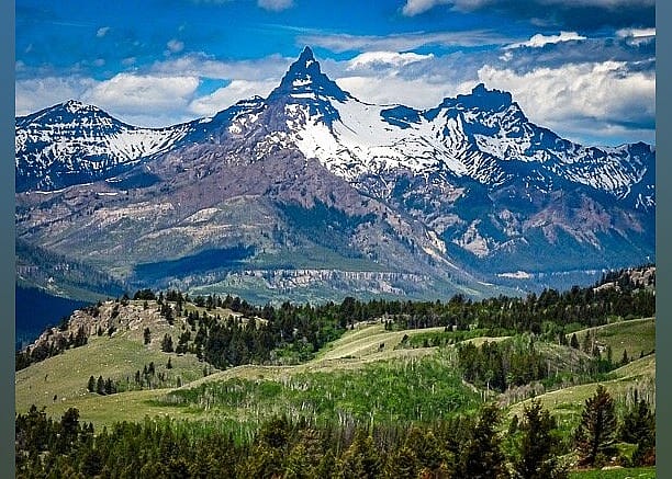 #2. Beartooth Highway