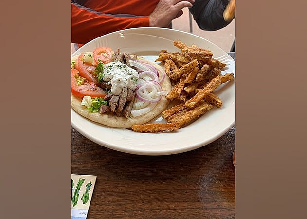 #6. Roscoe's Restaurant