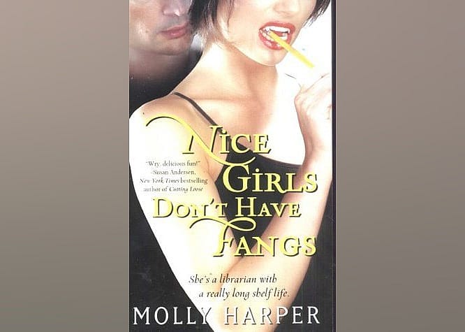Nice Girls Don't Have Fangs (Jane Jameson, #1)