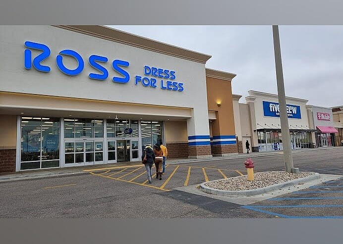 #28. Dakota Square Mall