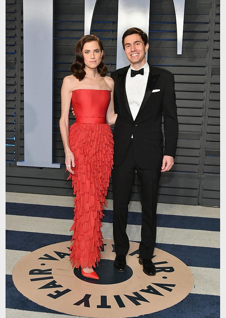 Allison Williams and Ricky Van Veen