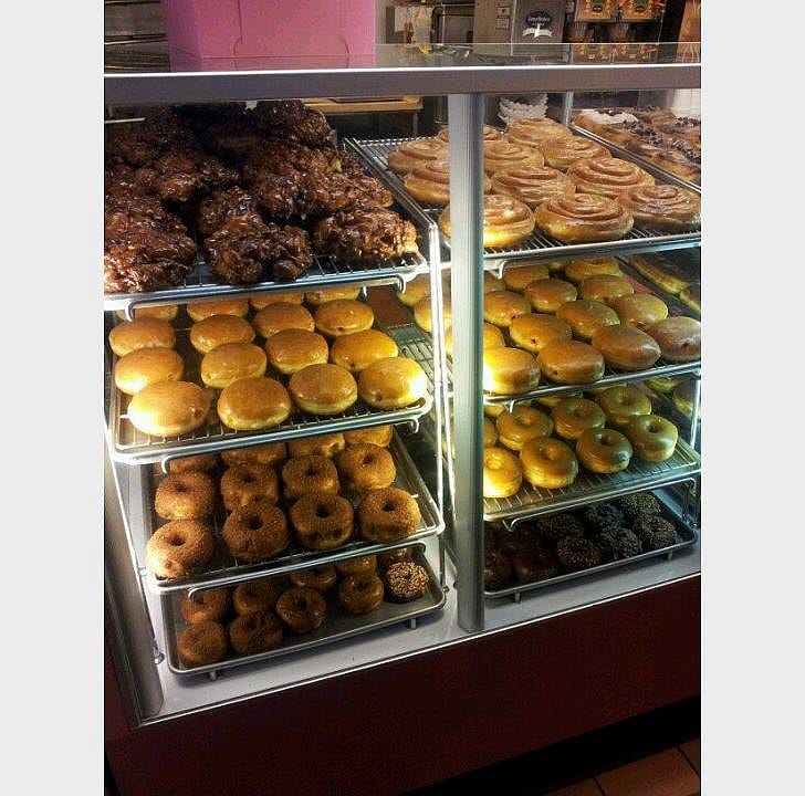 #3. Donut Star
