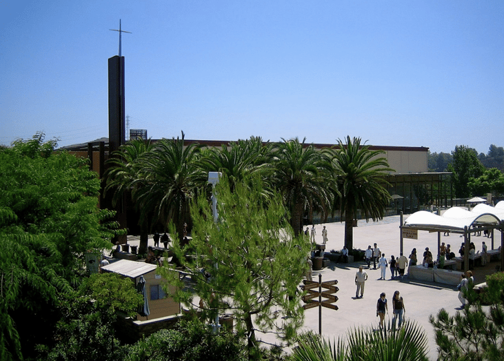 California: Saddleback Church