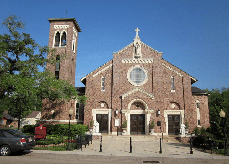 Louisiana: Our Lady of the Lake Catholic Church