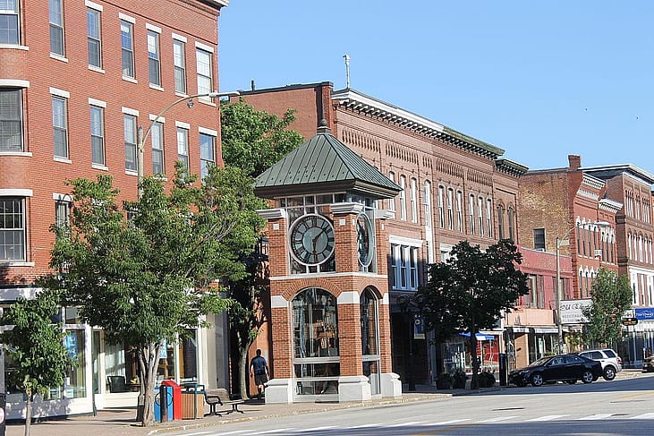 New Hampshire: Concord