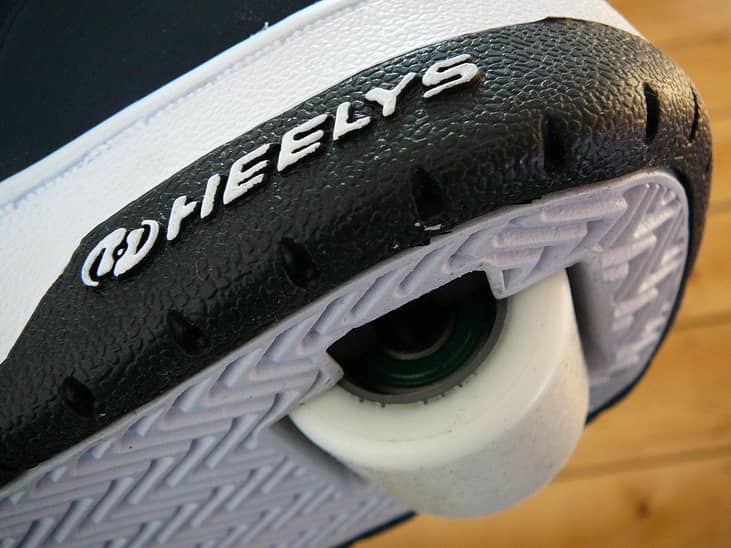 2000: Heelys