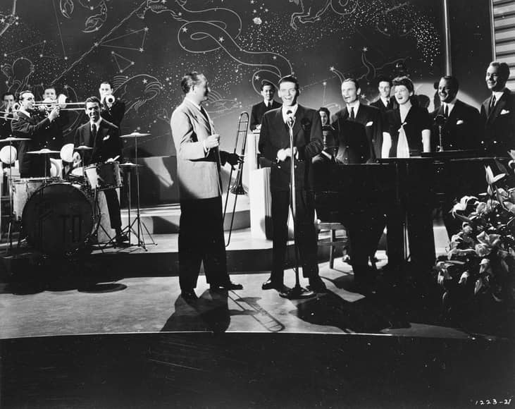 1940: Billboard ranks the sales
