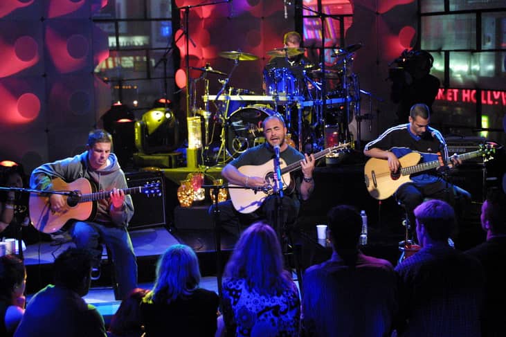 1989: MTV gets unplugged
