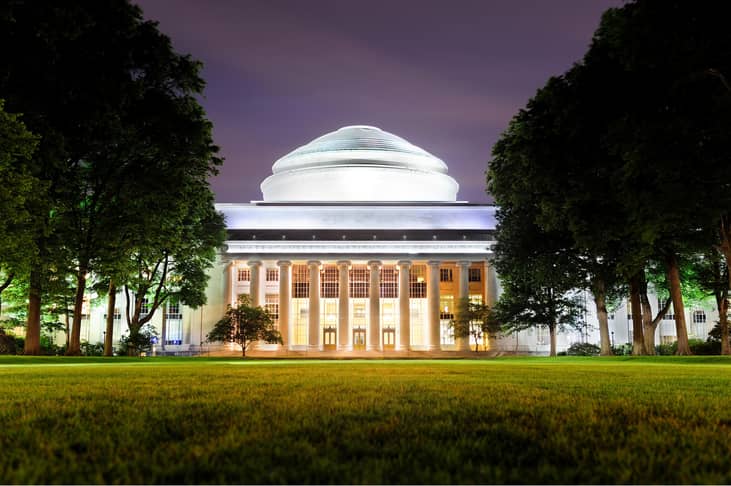Best colleges for 32 top majors