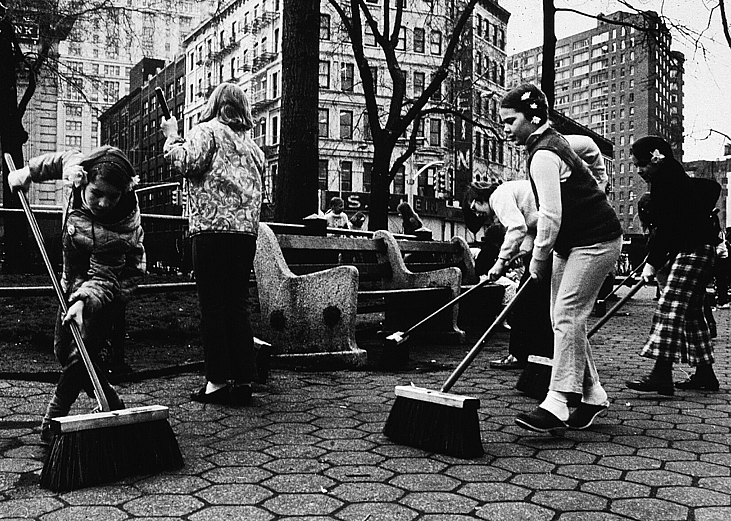 Earth Day to school strikes: A timeline of the American environmental movement