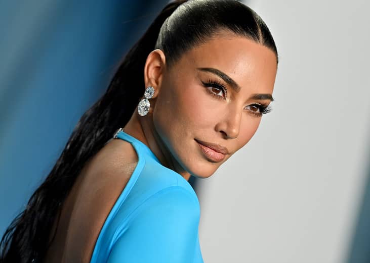 Kim Kardashian attends the 2022 Vanity Fair Oscar Party.