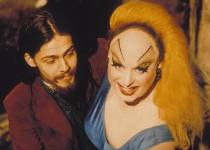 Divine and Danny Mills in 'Pink Flamingos'