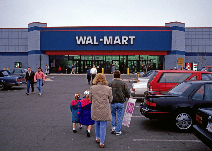 1990s: Industry consolidation decreases the number of stores