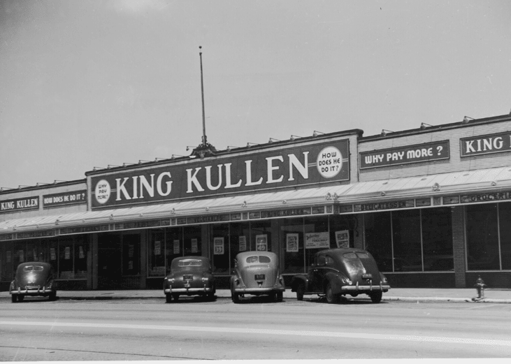 1930: King Kullen becomes the first grocery store