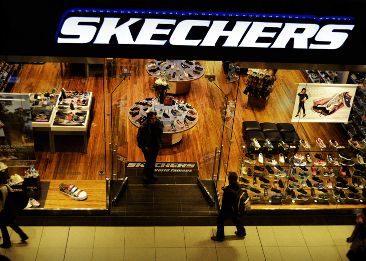 1992: Skechers