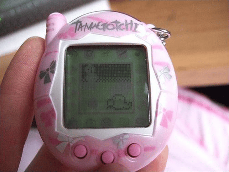 1997: Tamagotchi