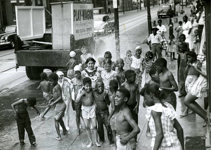 1952