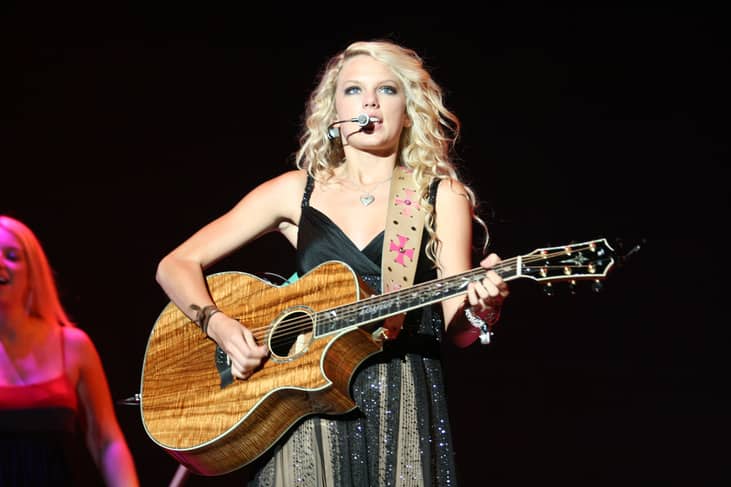 #1. "Teardrops on My Guitar" (2006)