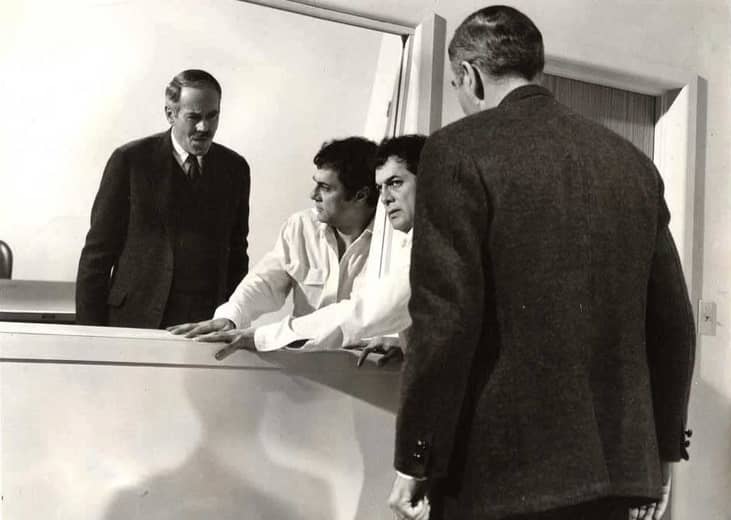 Henry Fonda and Tony Curtis in "The Boston Strangler"