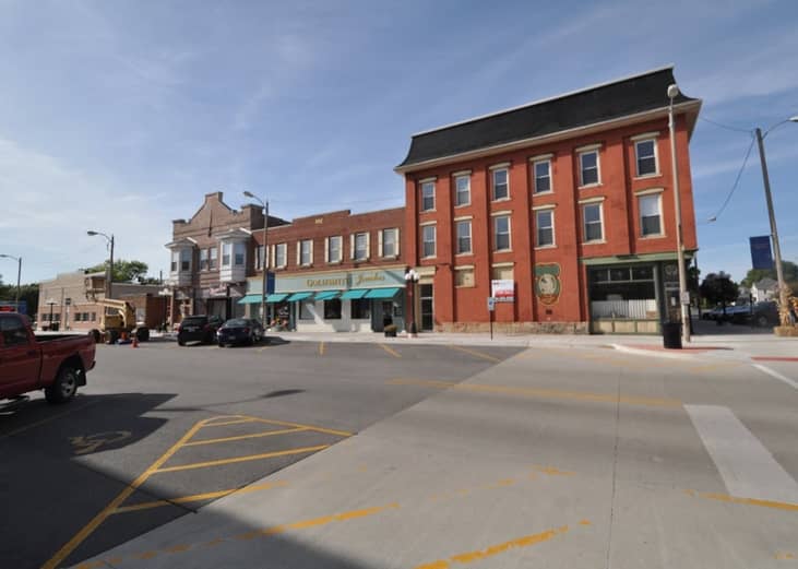 Downtown Aledo Historic District.