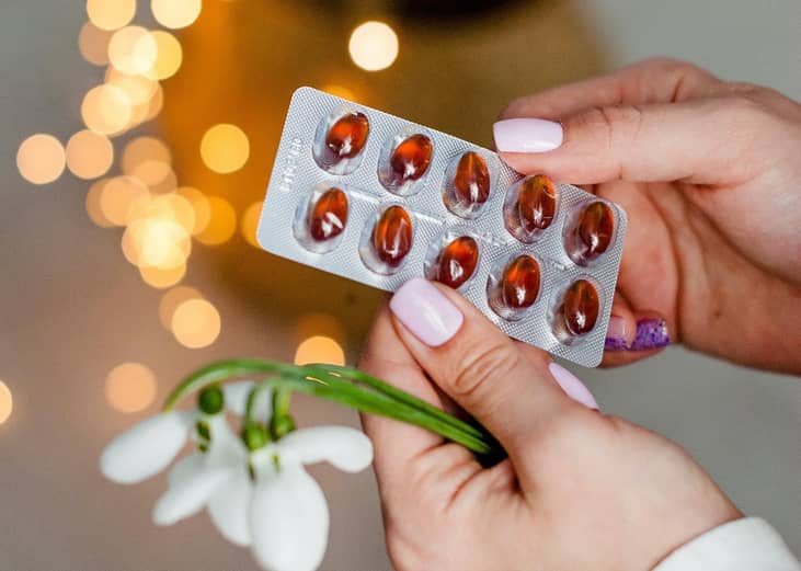 Which over-the-counter medicines can safely alleviate symptoms?