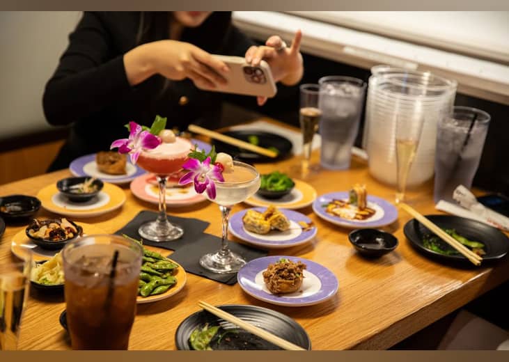 San Antonio, Texas: Wild Goji Revolving Sushi & Bar