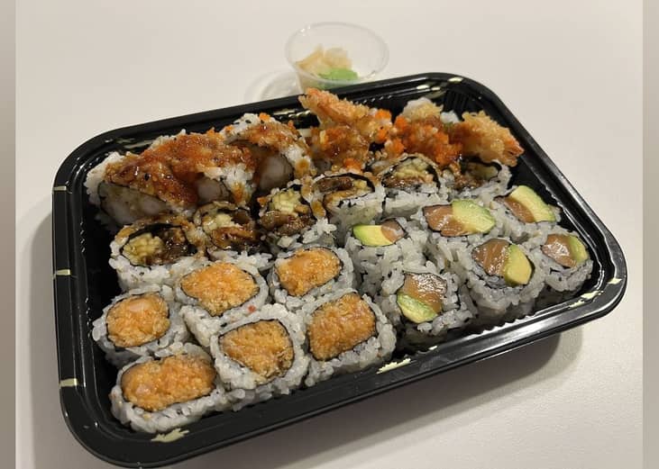 Minneapolis, Minnesota: Momo Sushi