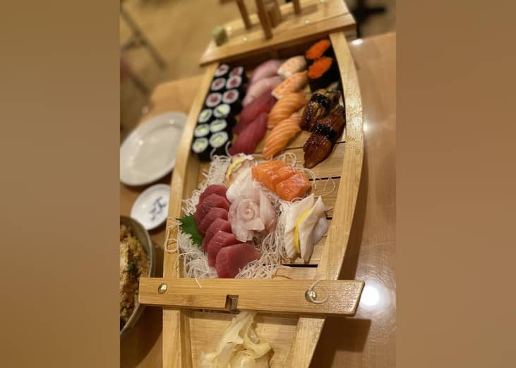 Orlando, Florida: Sushi Tomi