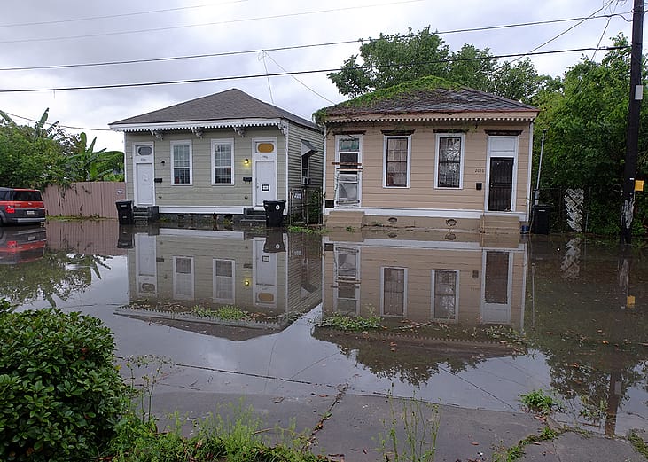 A view of the street flooding after heavy rains in uptown New Orleans.