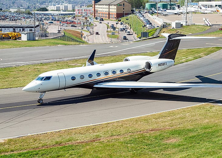 A Gulfstream G650ER ultra-long-range business jet.