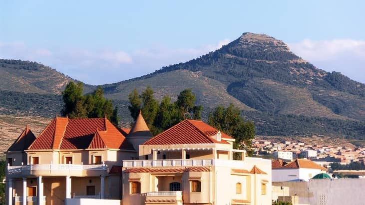 Algeria: Polygamy but not polyandry